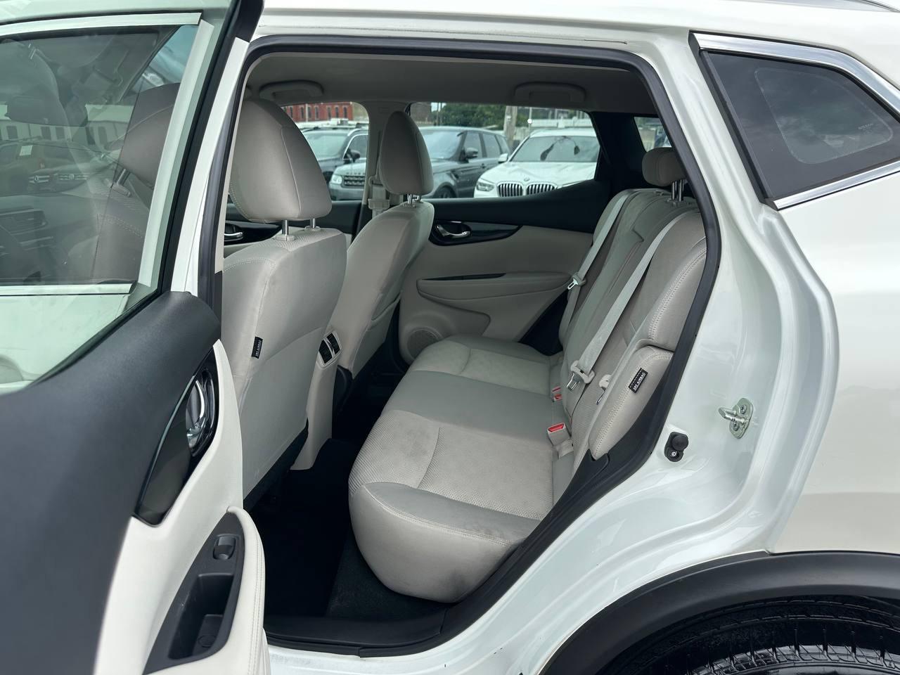 Nissan Rogue Sport SV 2020