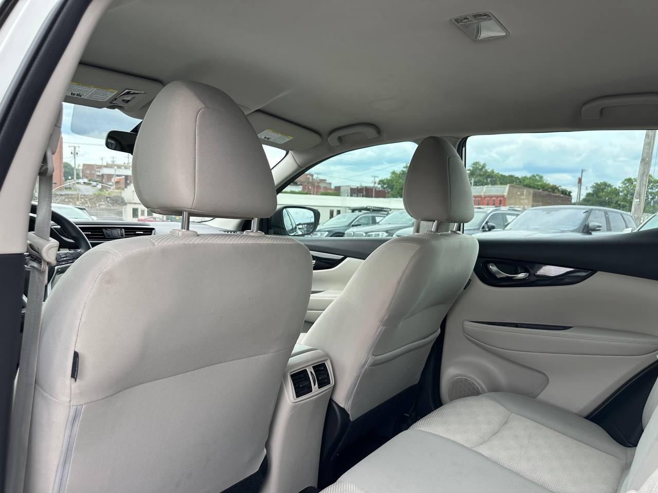 Nissan Rogue Sport SV 2020