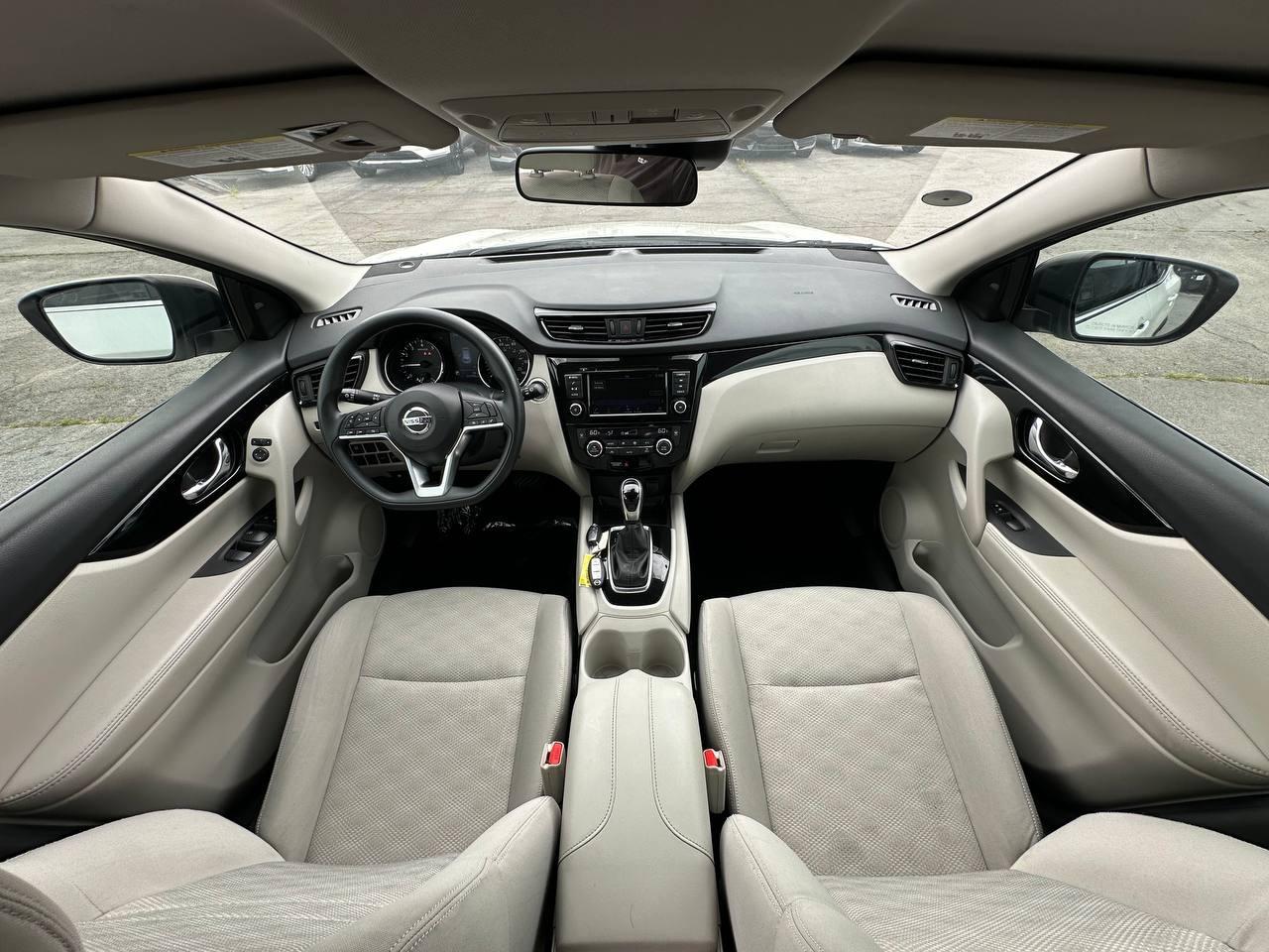 Nissan Rogue Sport SV 2020