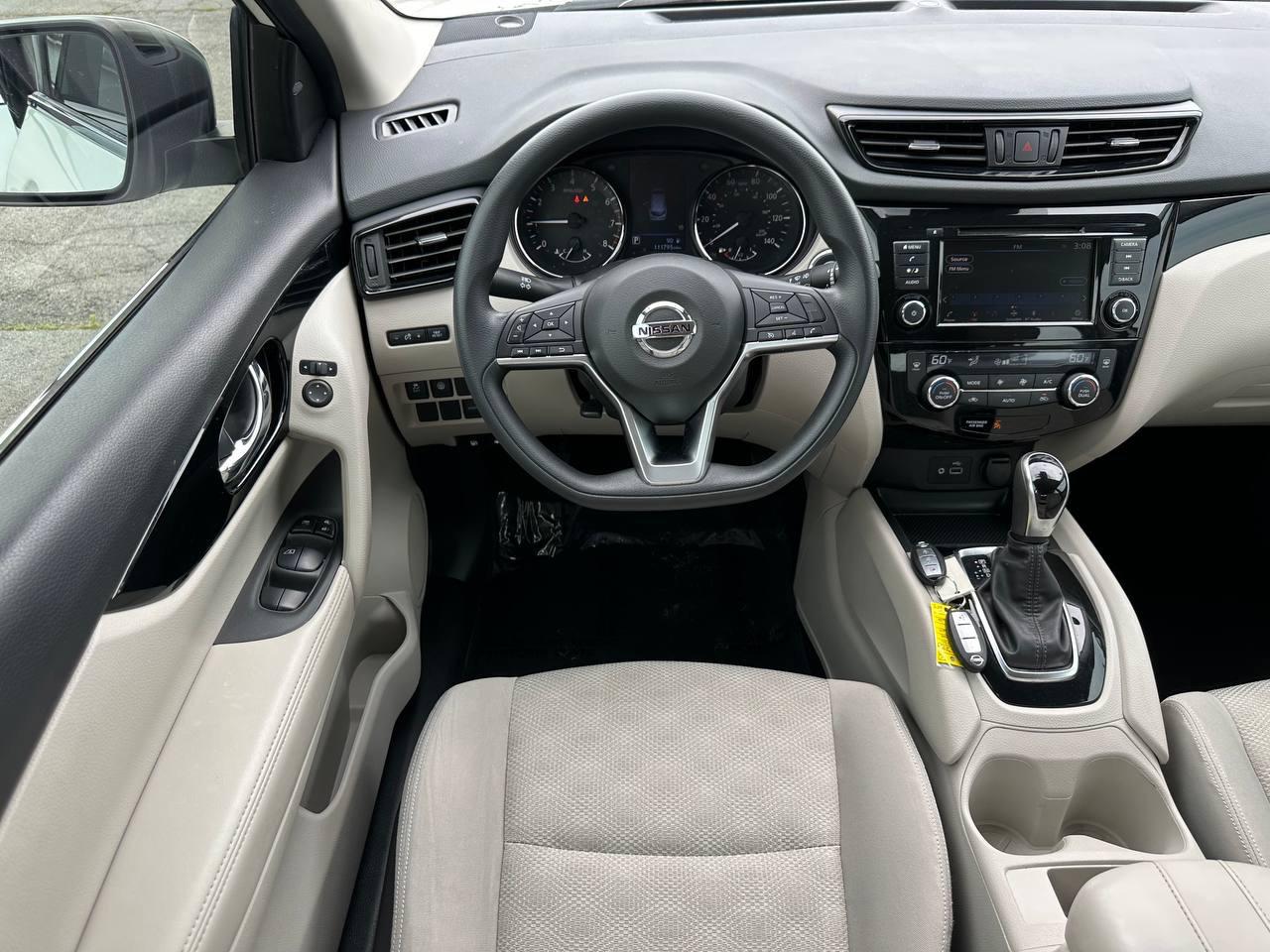 Nissan Rogue Sport SV 2020