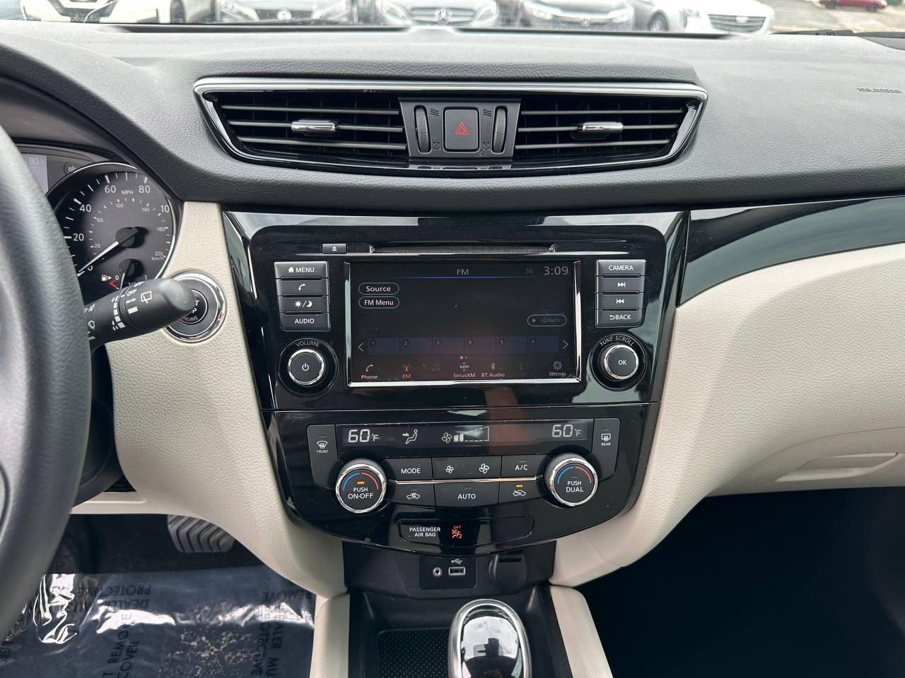 Nissan Rogue Sport SV 2020