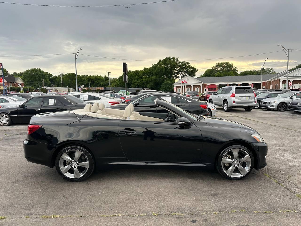 Lexus IS C IS 250C 2010