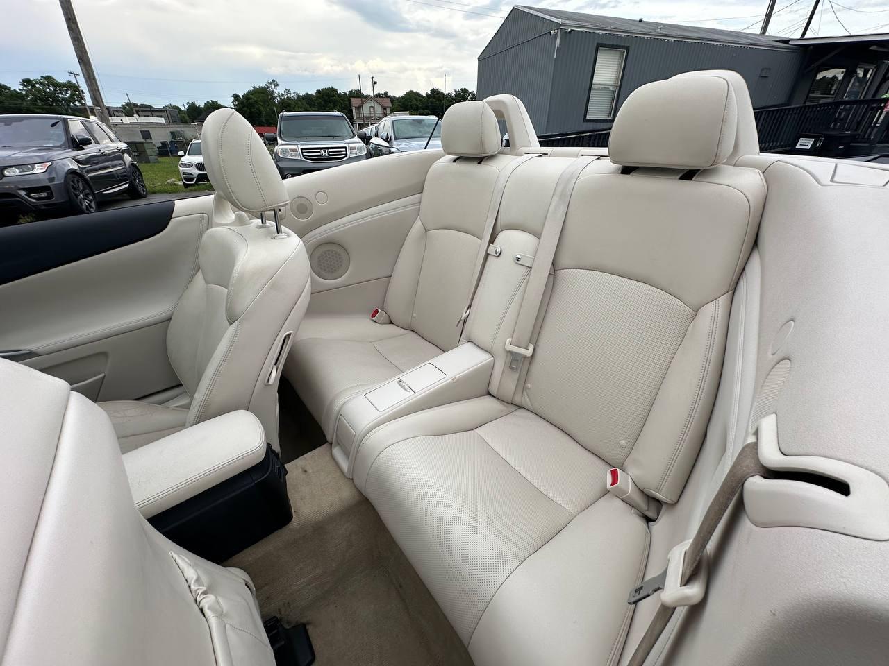 Lexus IS C IS 250C 2010