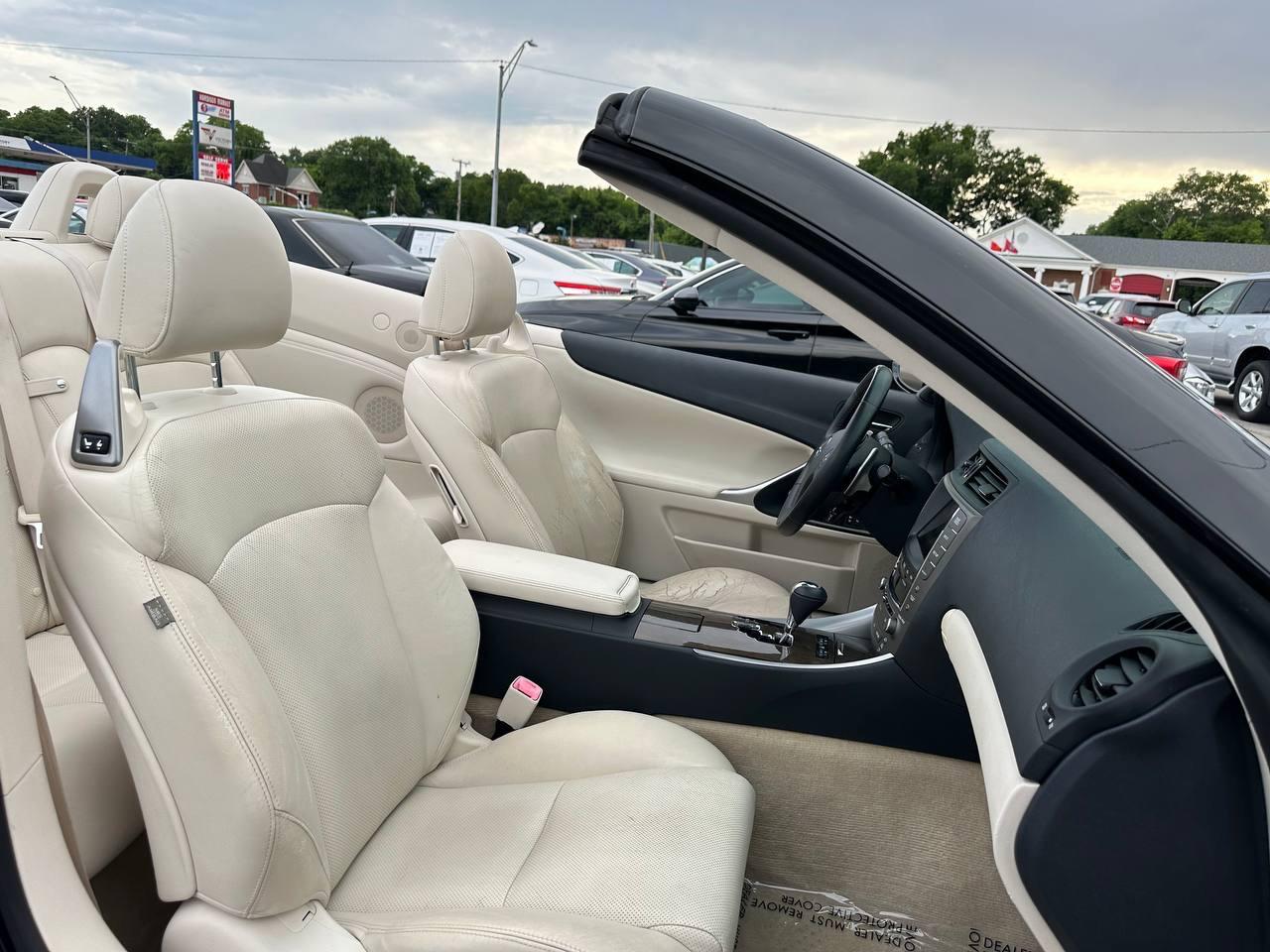 Lexus IS C IS 250C 2010