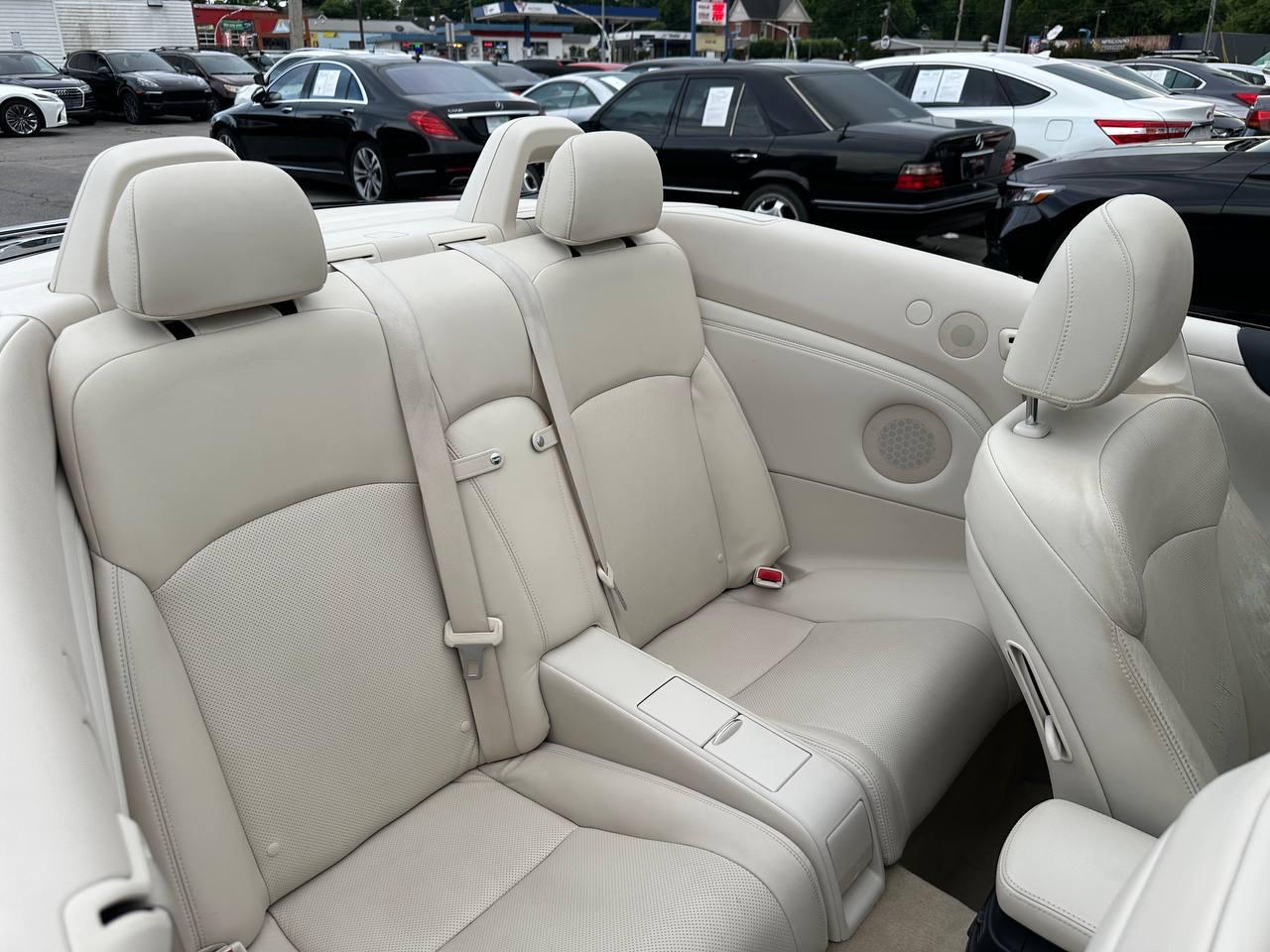 Lexus IS C IS 250C 2010