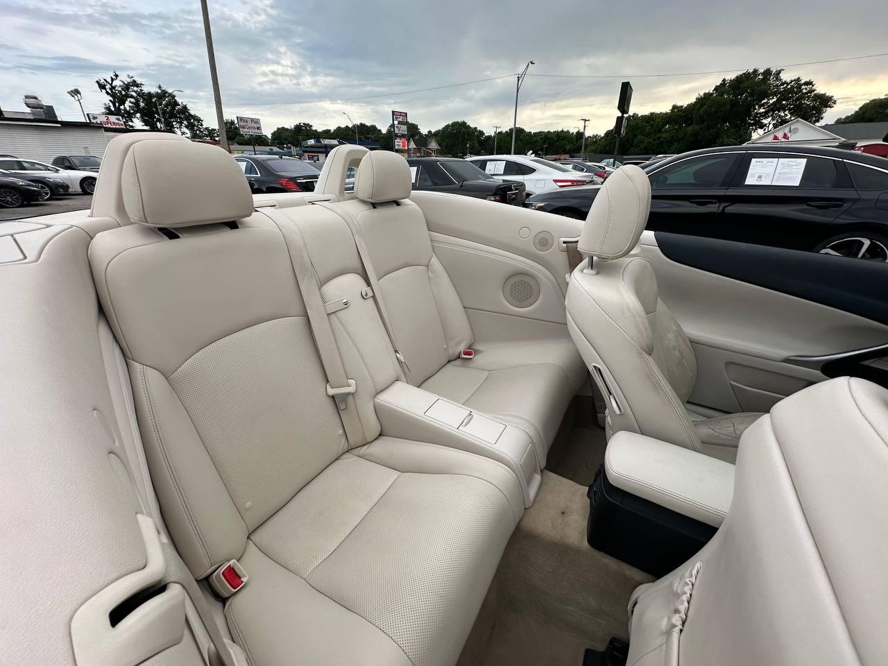 Lexus IS C IS 250C 2010