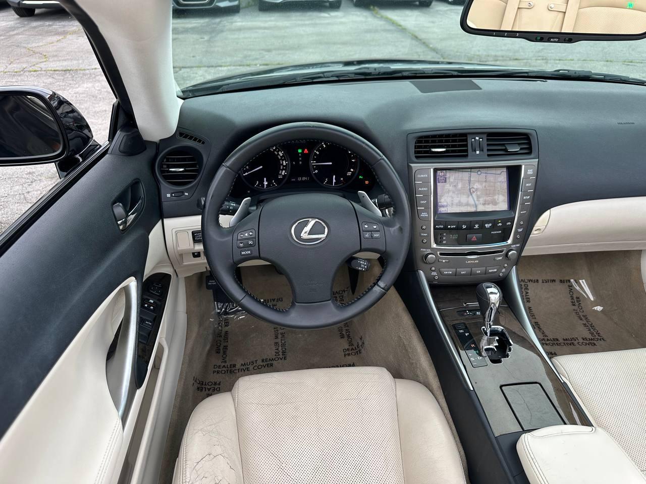 Lexus IS C IS 250C 2010