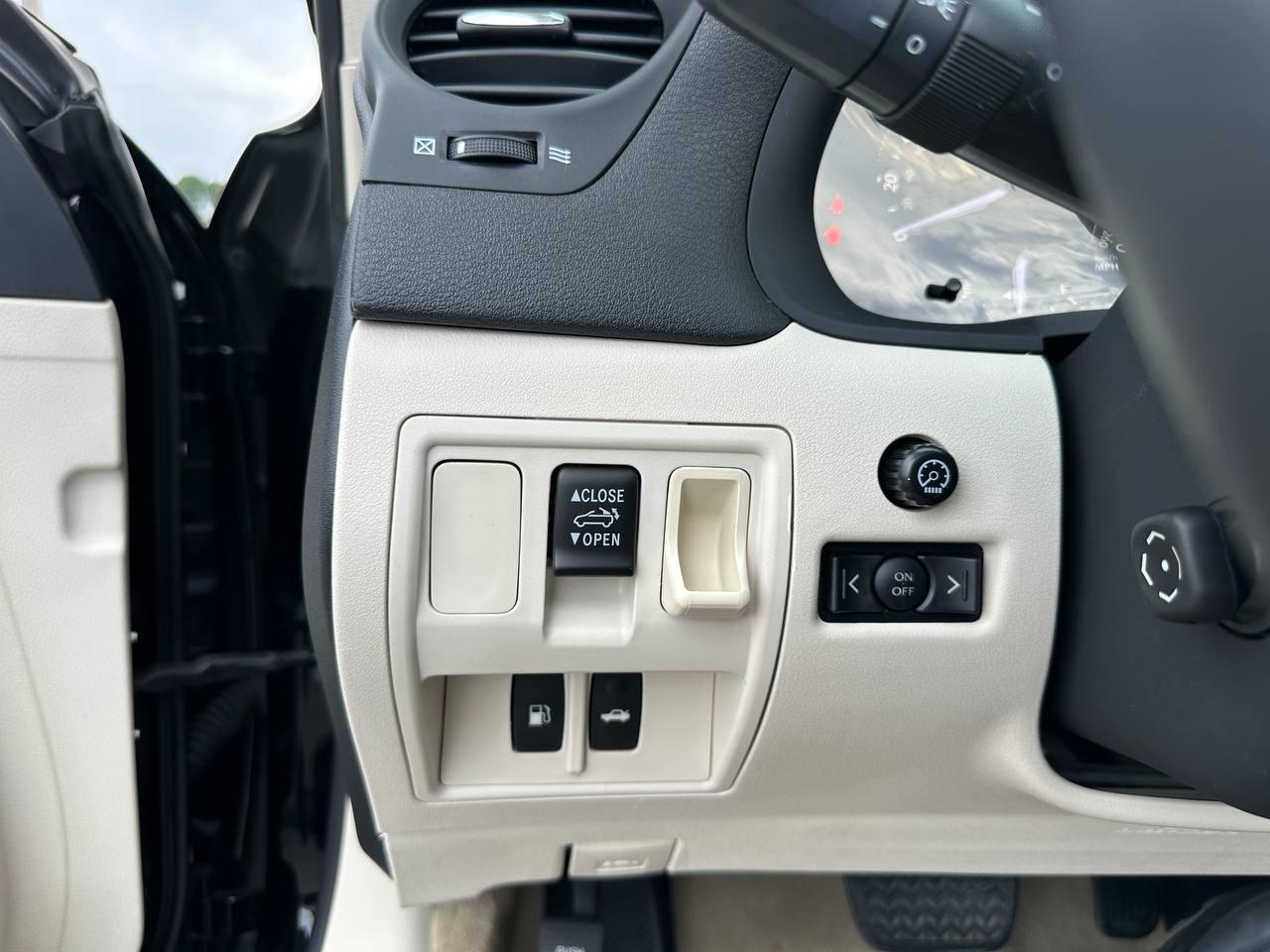 Lexus IS C IS 250C 2010