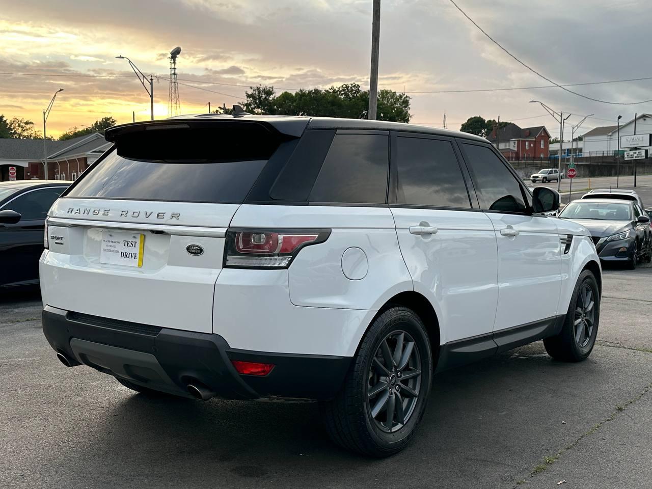 Land Rover Range Rover Sport SE 2016