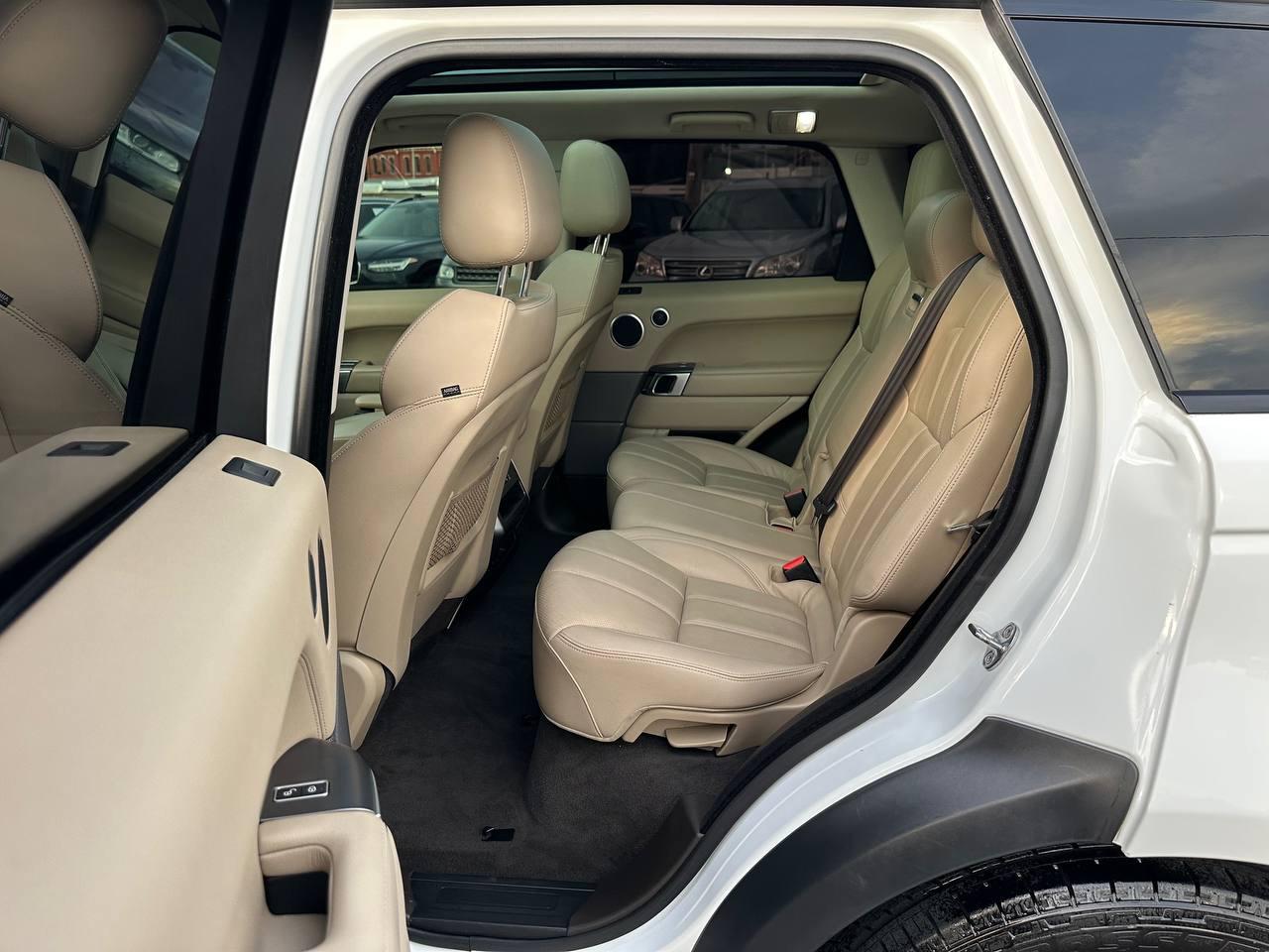 Land Rover Range Rover Sport SE 2016