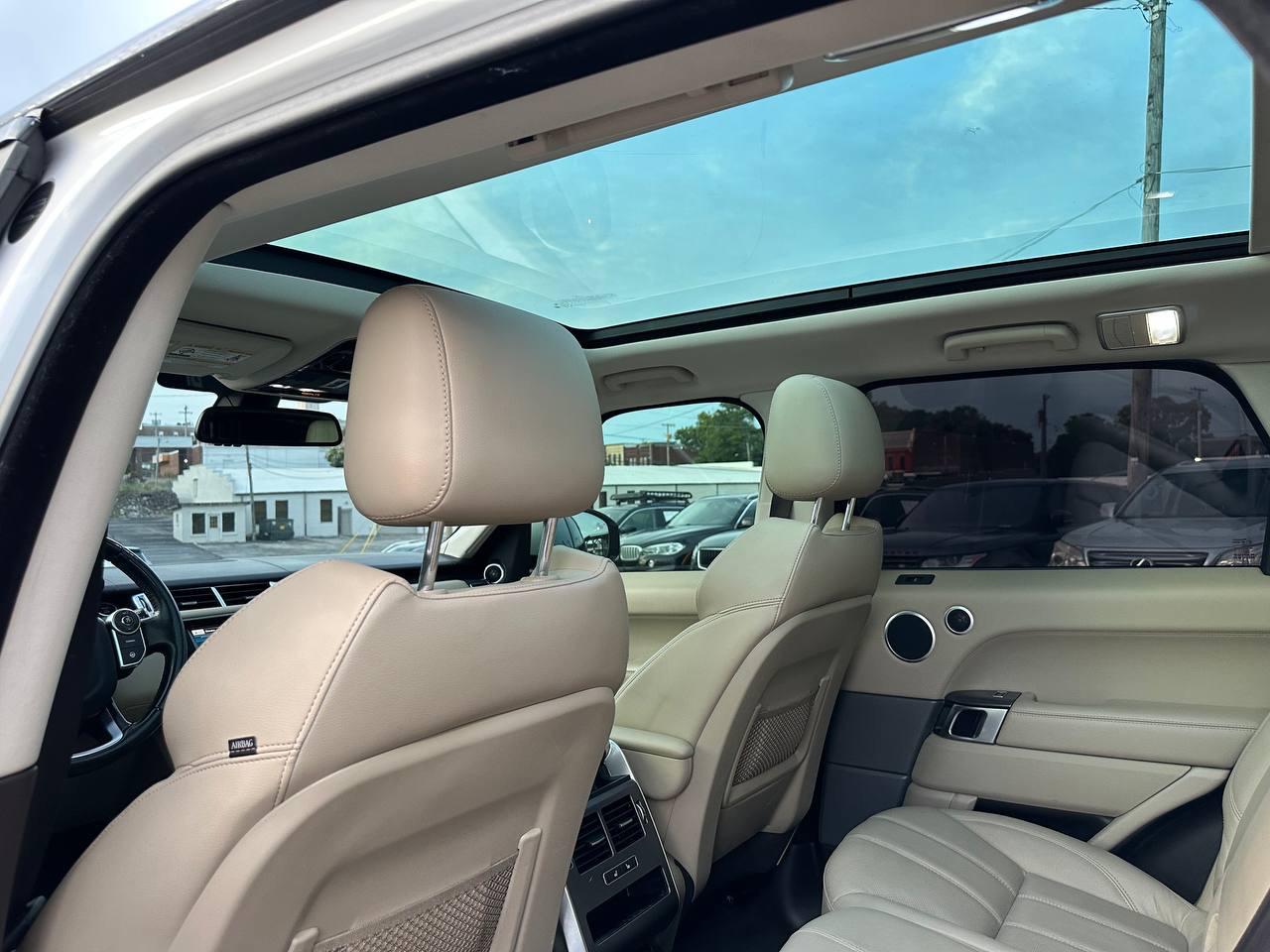 Land Rover Range Rover Sport SE 2016