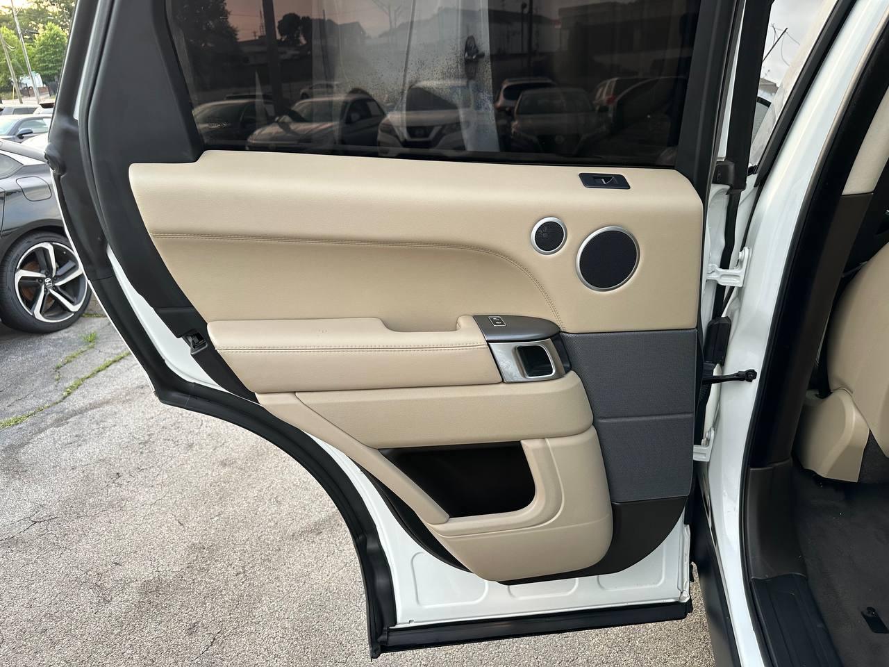 Land Rover Range Rover Sport SE 2016