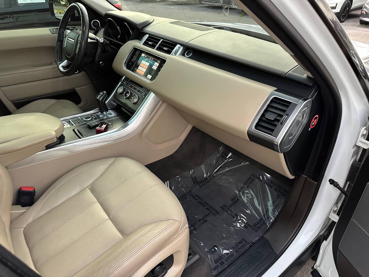 Land Rover Range Rover Sport SE 2016