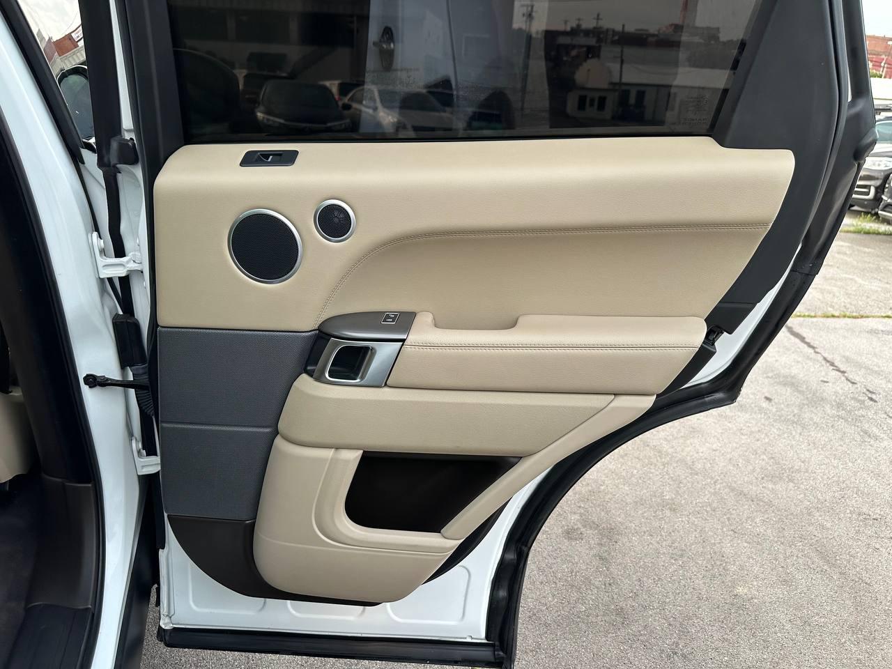 Land Rover Range Rover Sport SE 2016