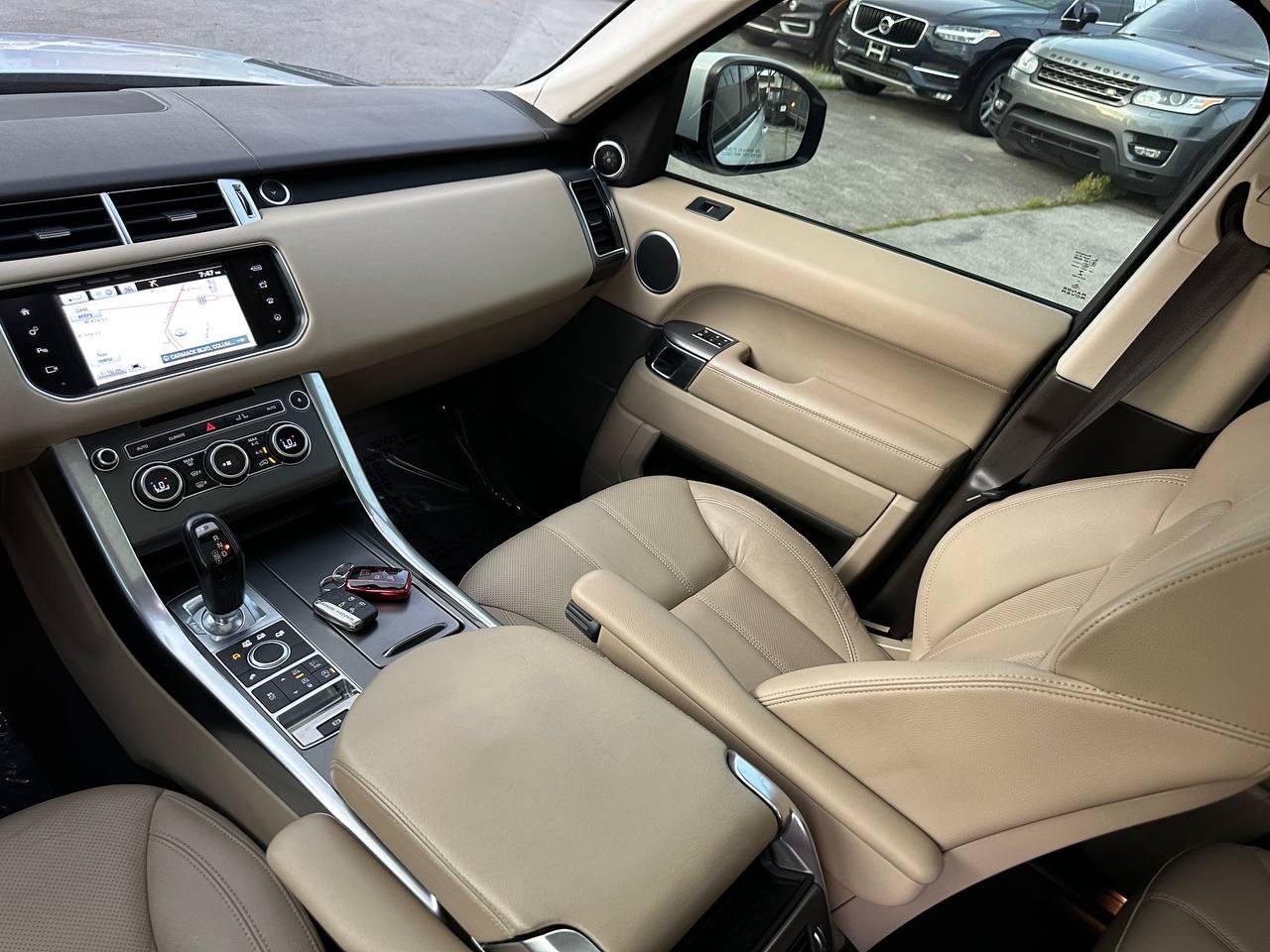Land Rover Range Rover Sport SE 2016