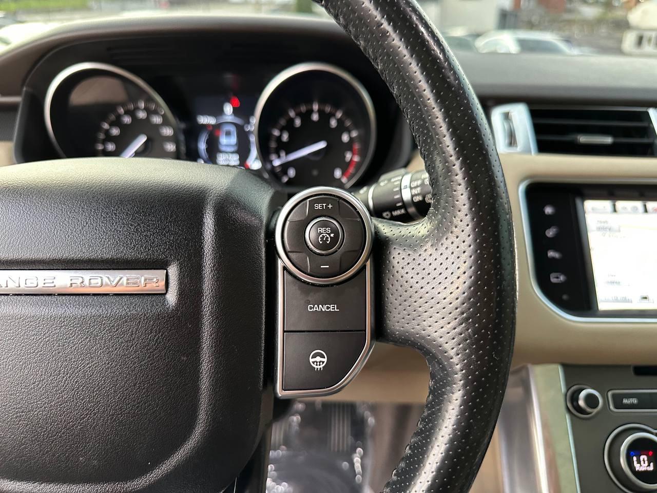 Land Rover Range Rover Sport SE 2016