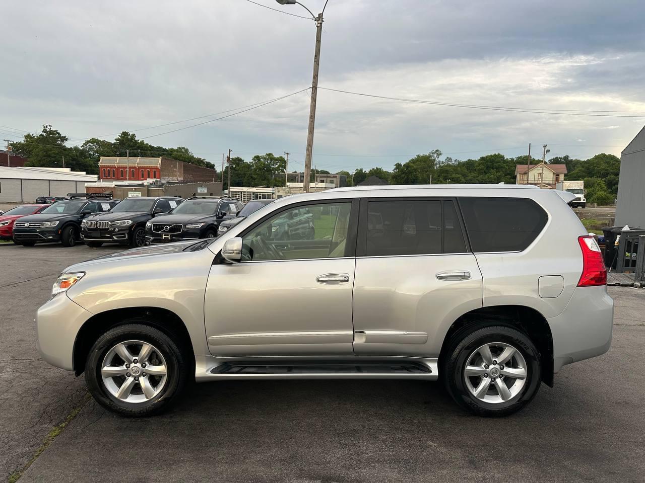 Lexus GX 460 Sport Utility 2012