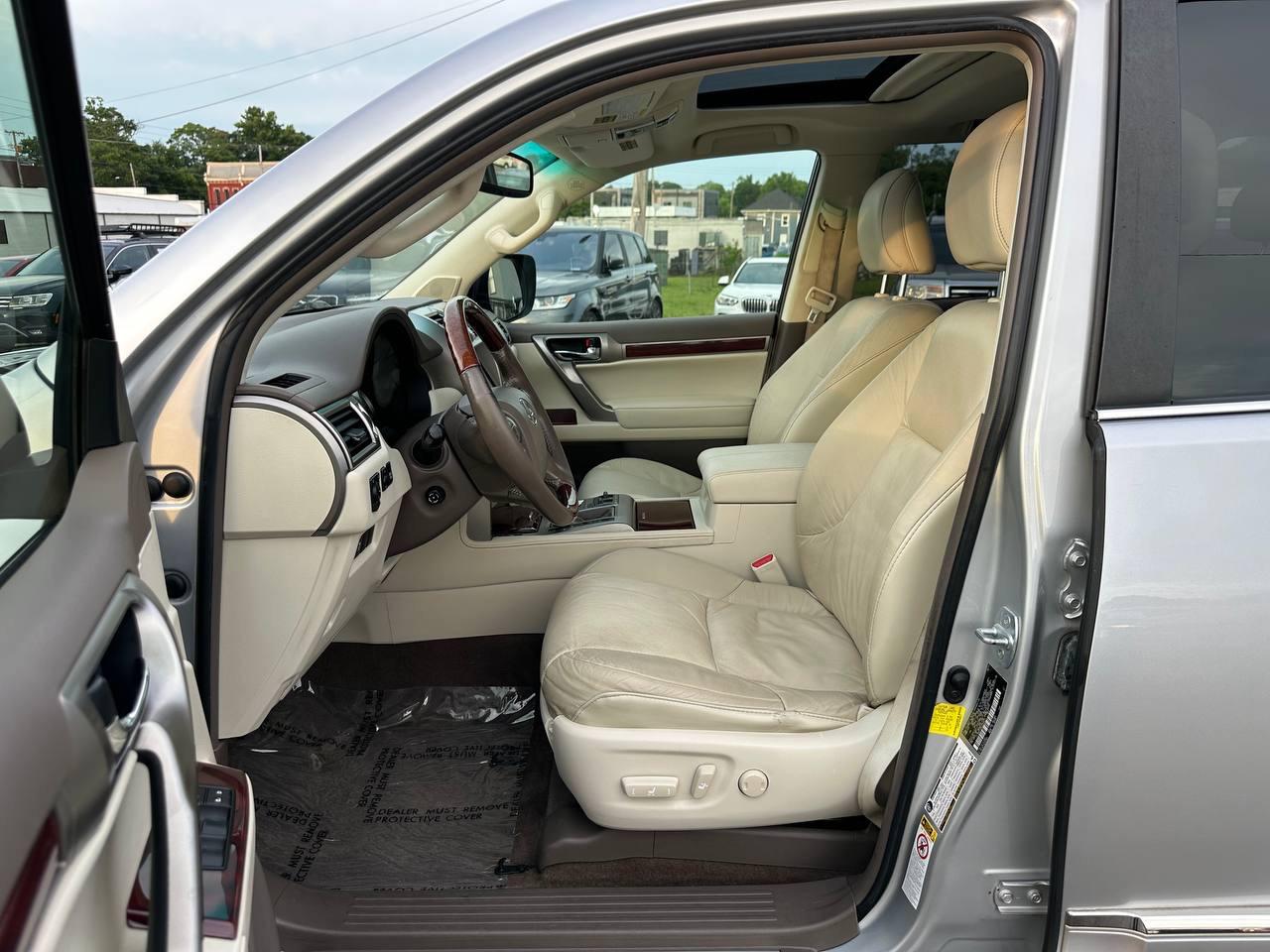 Lexus GX 460 Sport Utility 2012