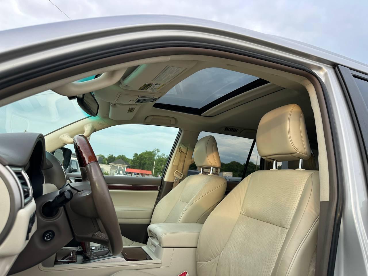 Lexus GX 460 Sport Utility 2012