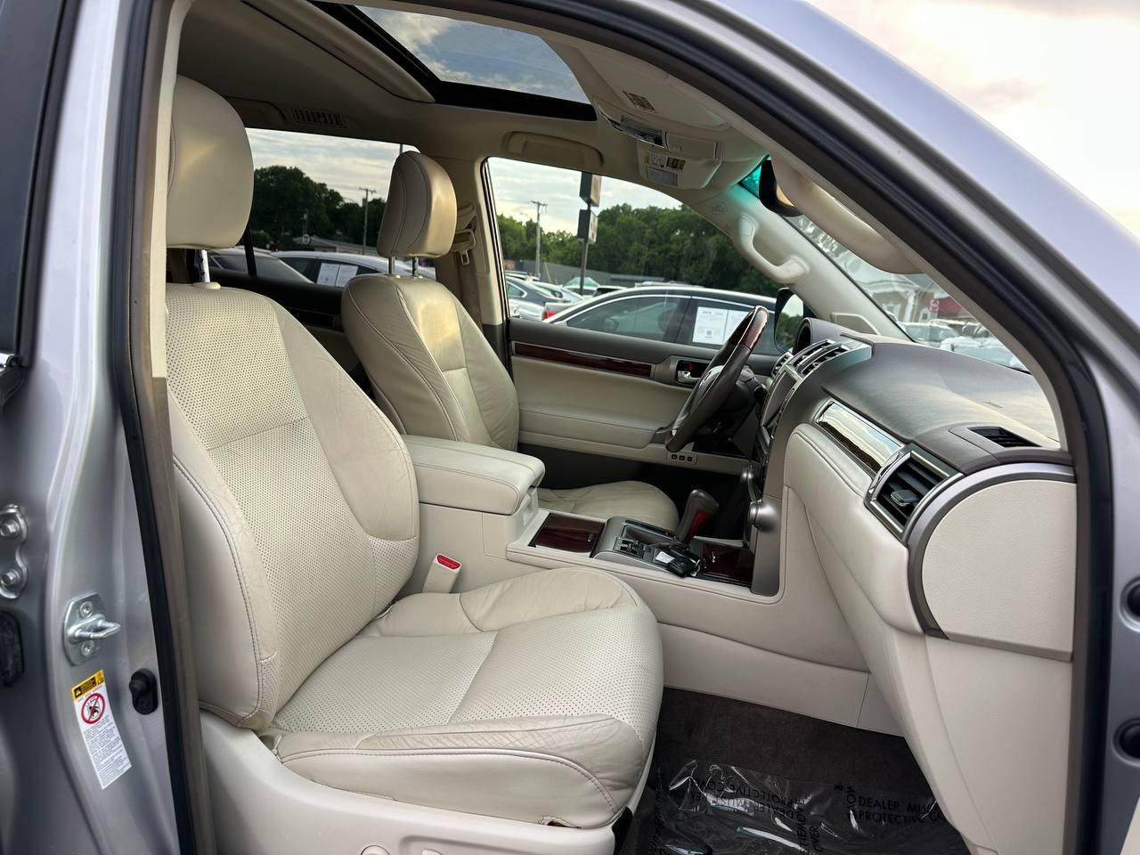 Lexus GX 460 Sport Utility 2012