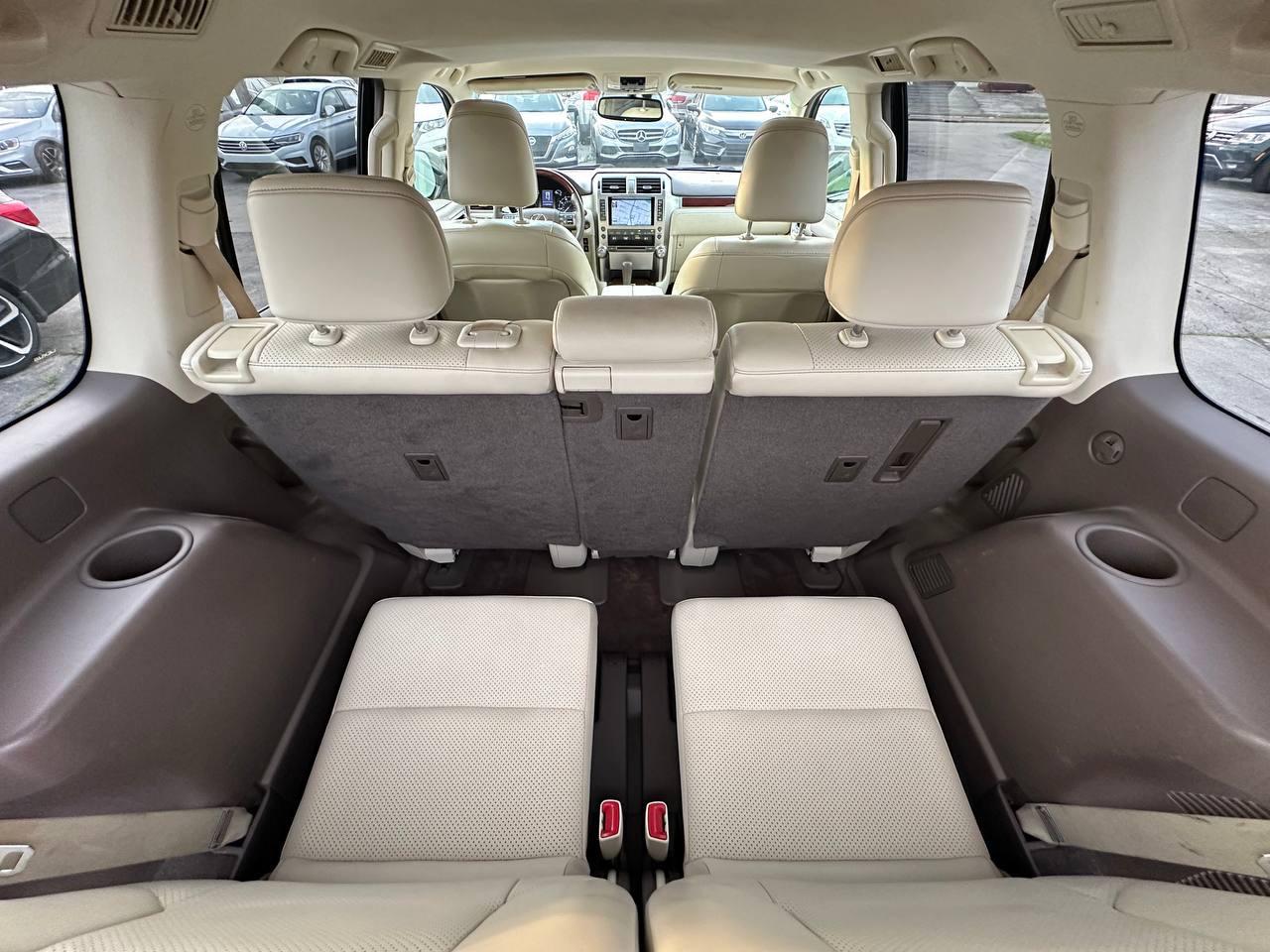 Lexus GX 460 Sport Utility 2012