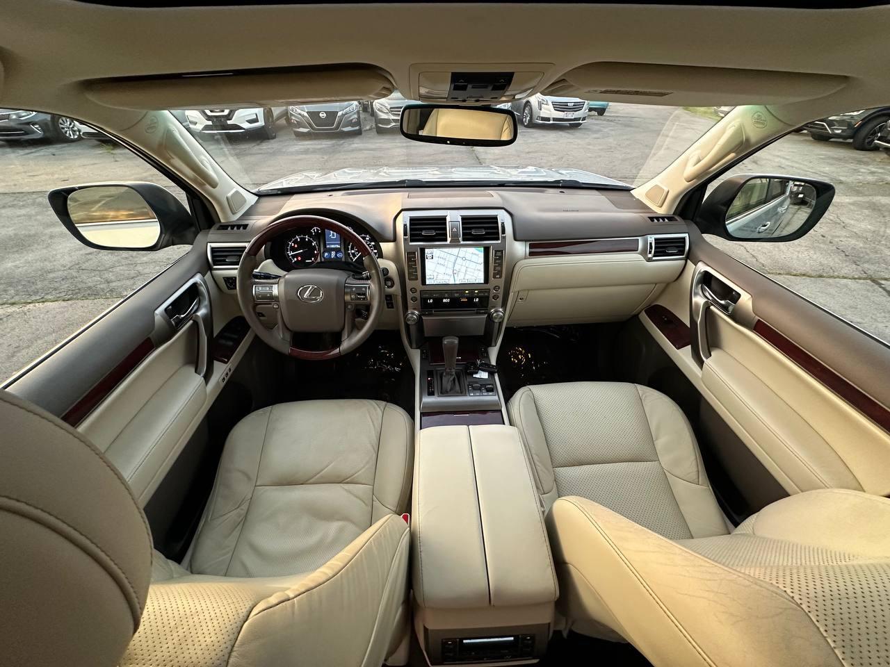 Lexus GX 460 Sport Utility 2012