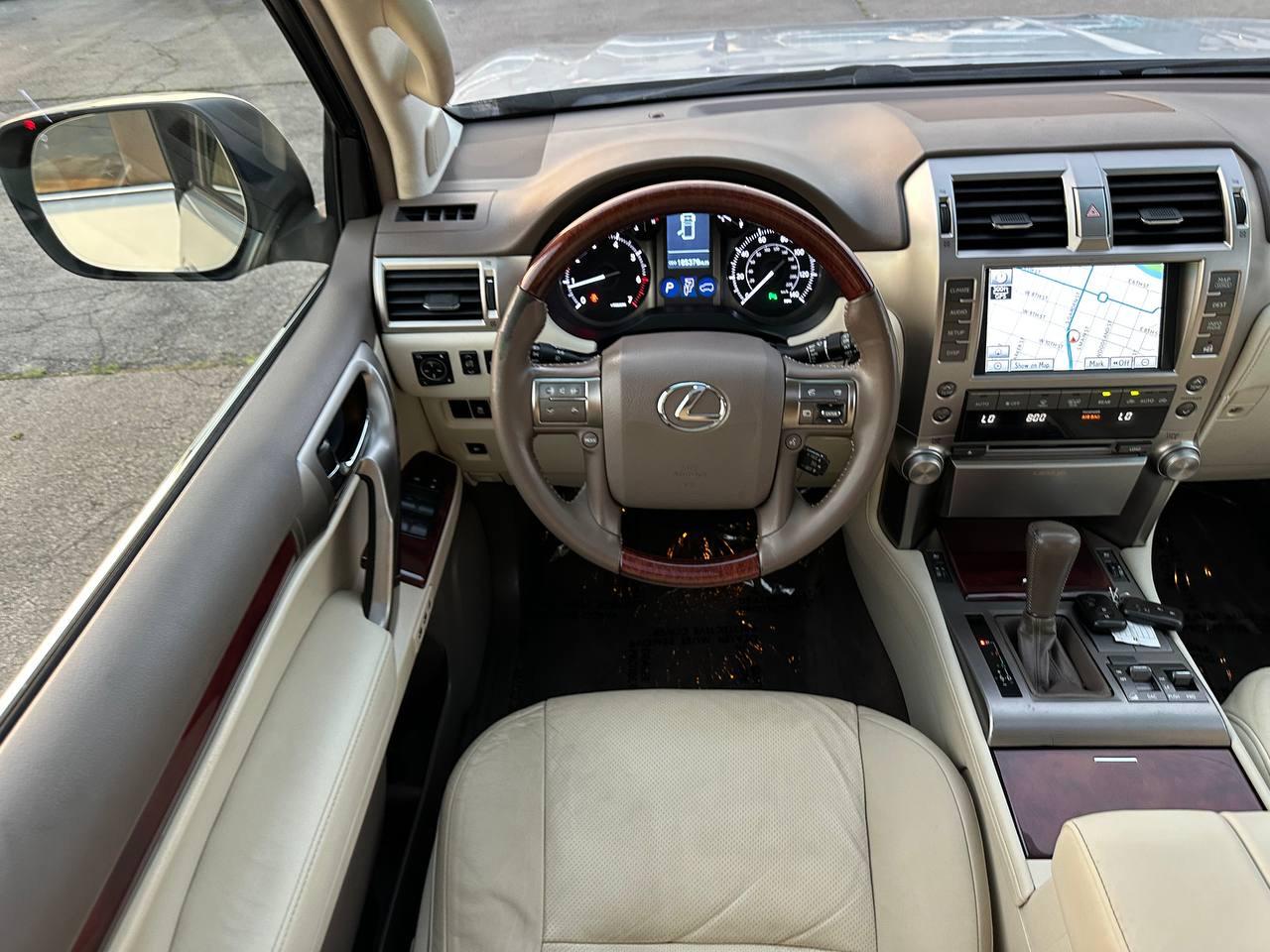 Lexus GX 460 Sport Utility 2012