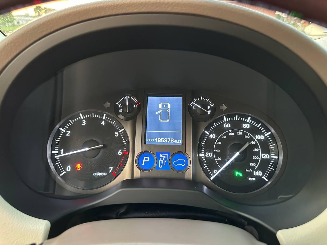 Lexus GX 460 Sport Utility 2012