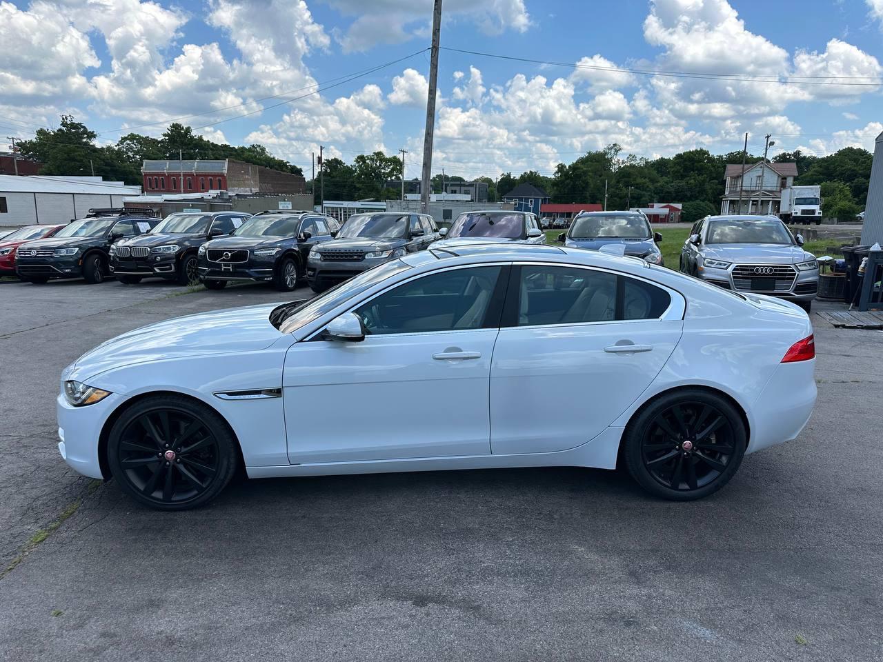 Jaguar XE 35t Prestige 2017