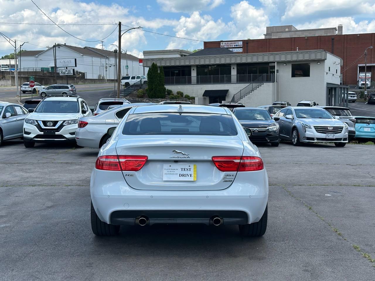 Jaguar XE 35t Prestige 2017