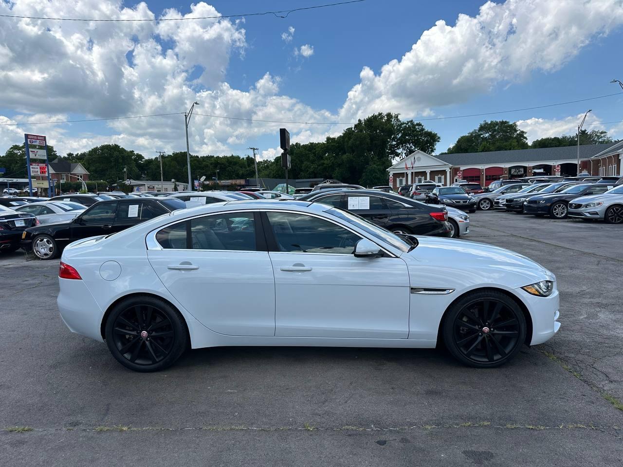 Jaguar XE 35t Prestige 2017