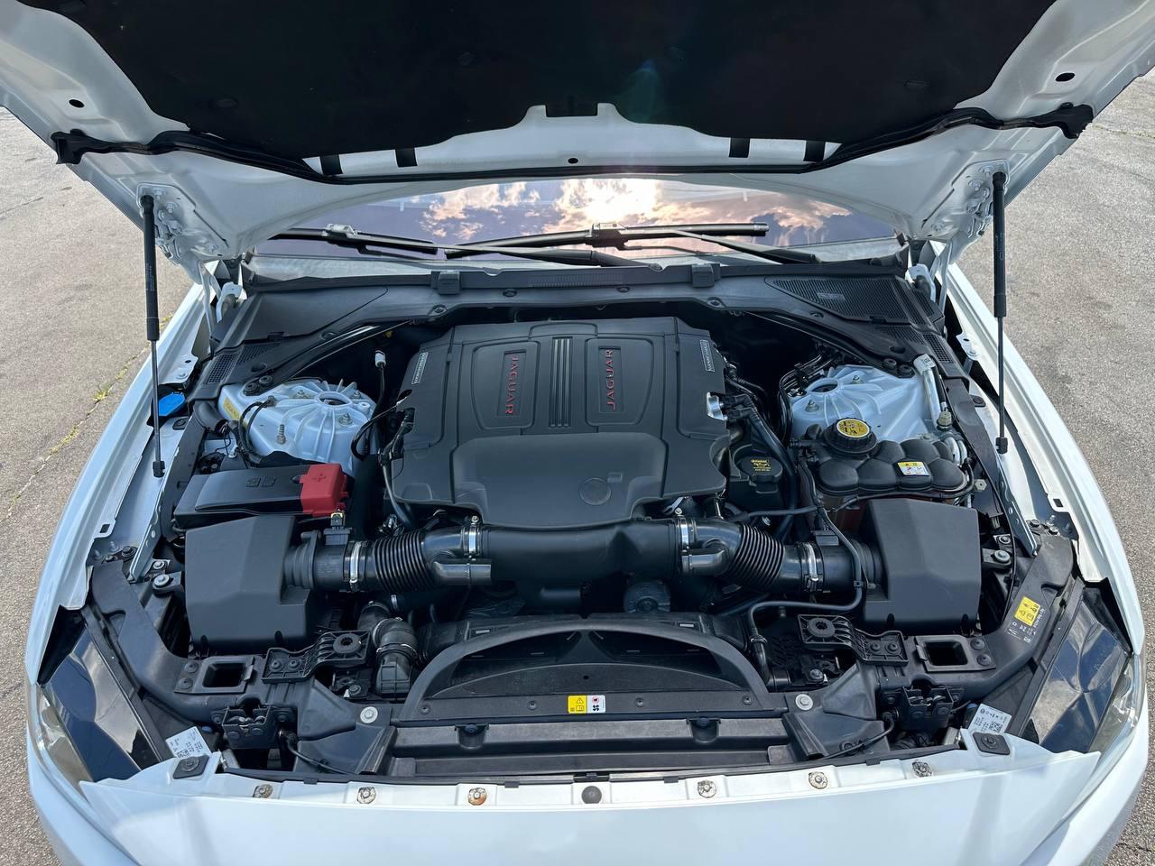 Jaguar XE 35t Prestige 2017
