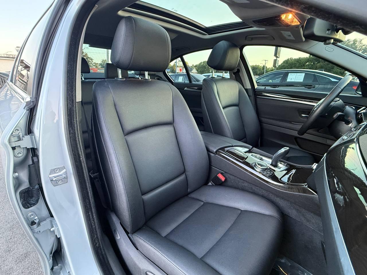 BMW 5-Series 528i 2014