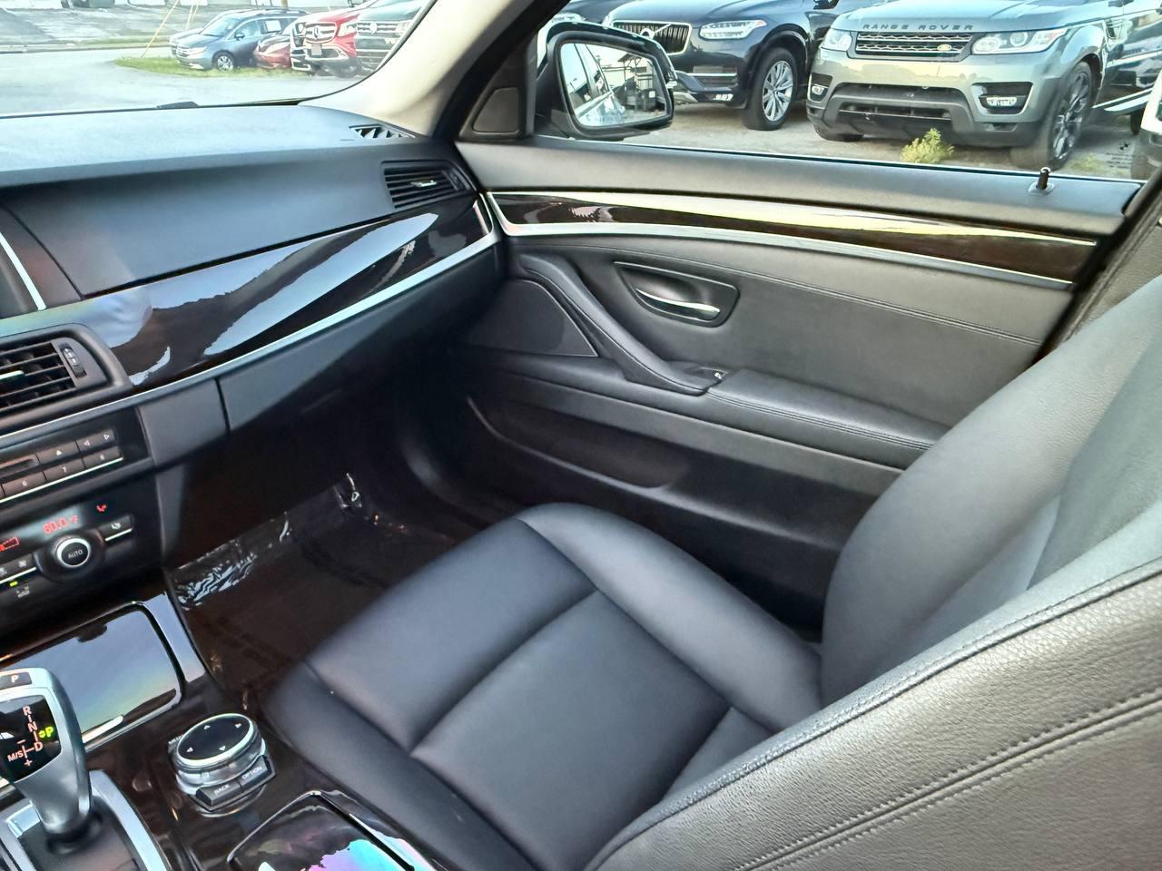 BMW 5-Series 528i 2014