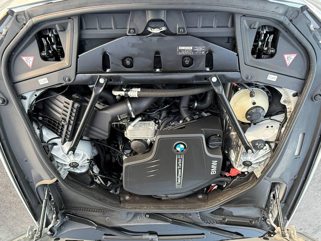 BMW 5-Series 528i 2014