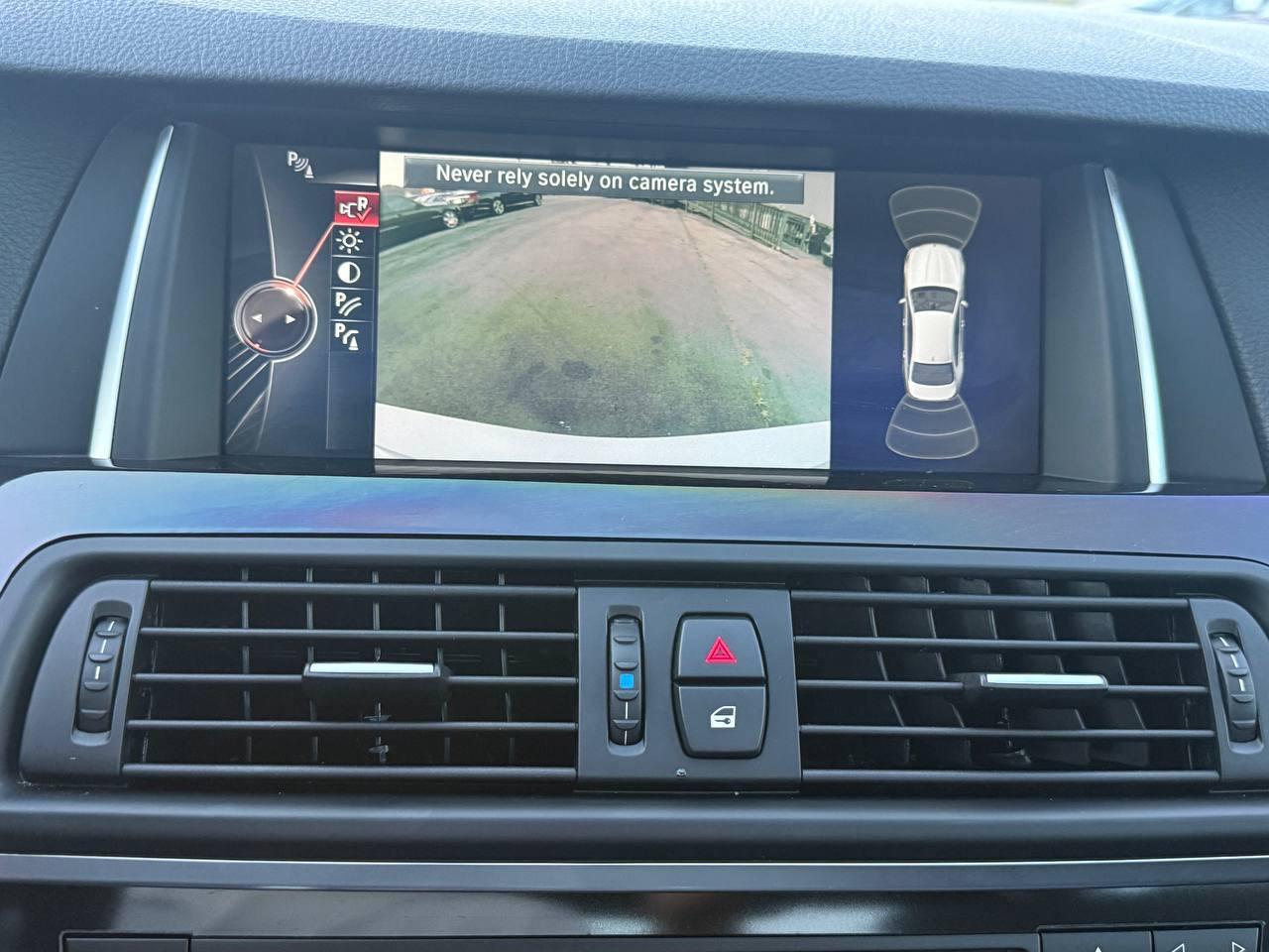 BMW 5-Series 528i 2014