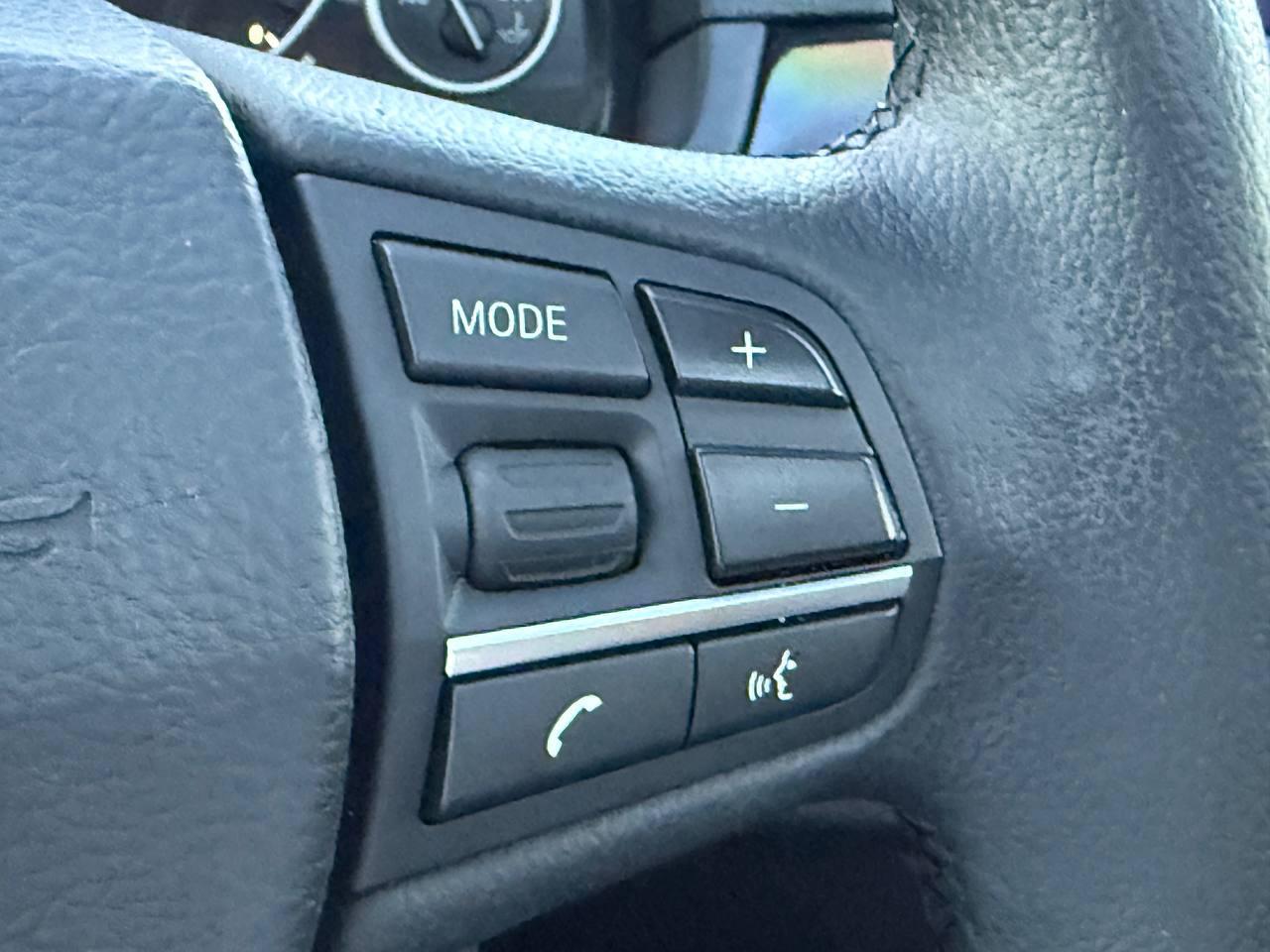 BMW 5-Series 528i 2014