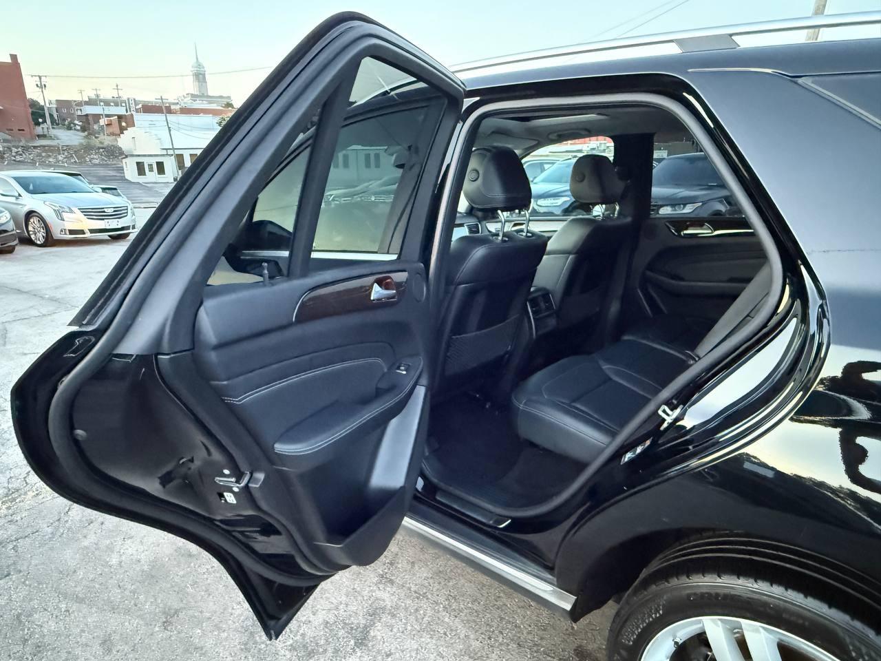 Mercedes-Benz M-Class ML350 4MATIC 2014