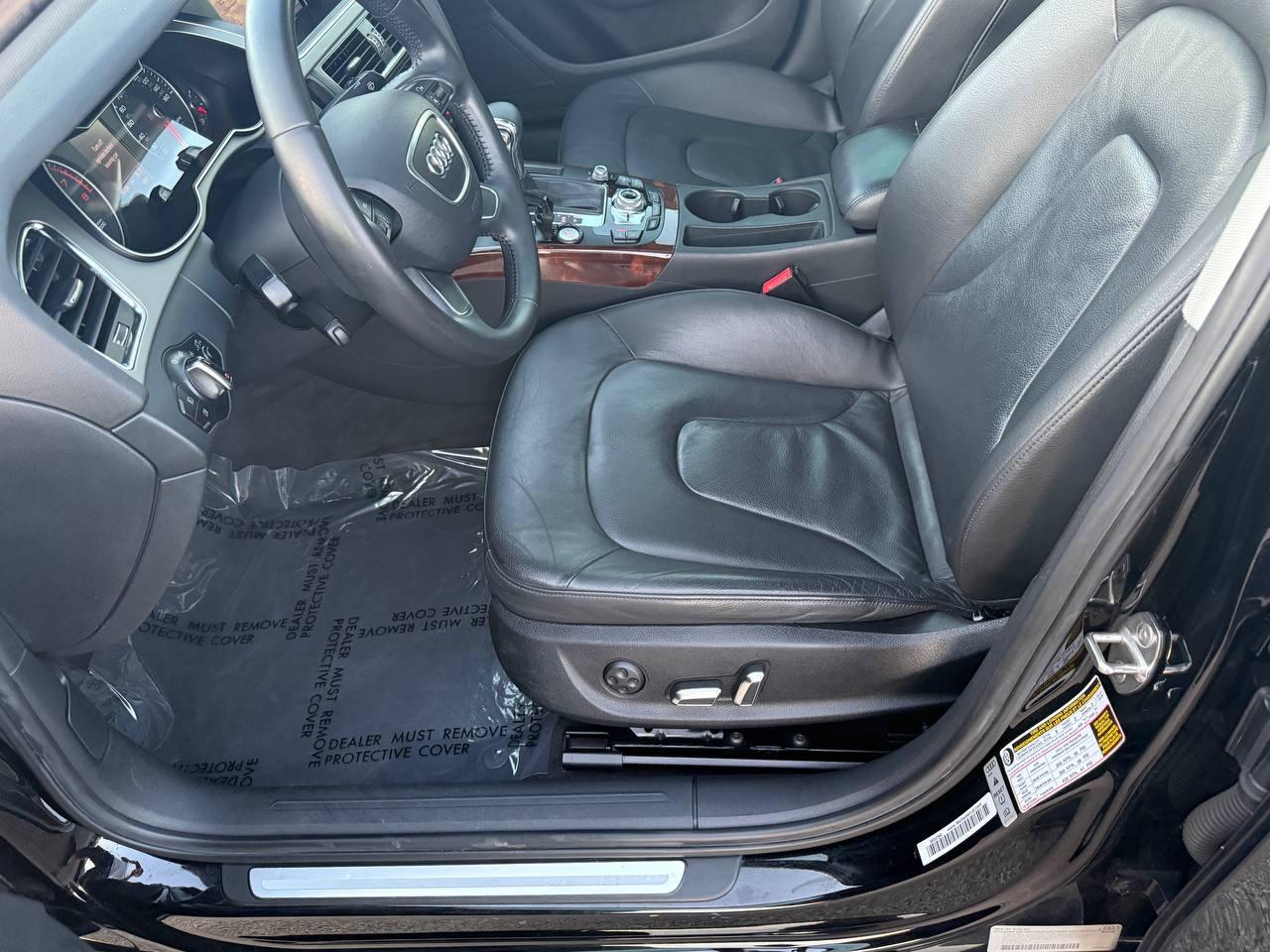 Audi A4 2.0T Sedan quattro Tiptronic 2013