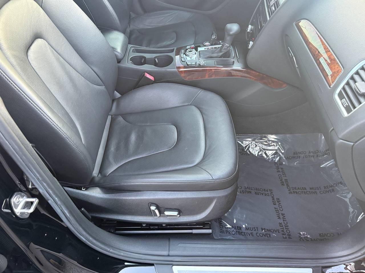 Audi A4 2.0T Sedan quattro Tiptronic 2013