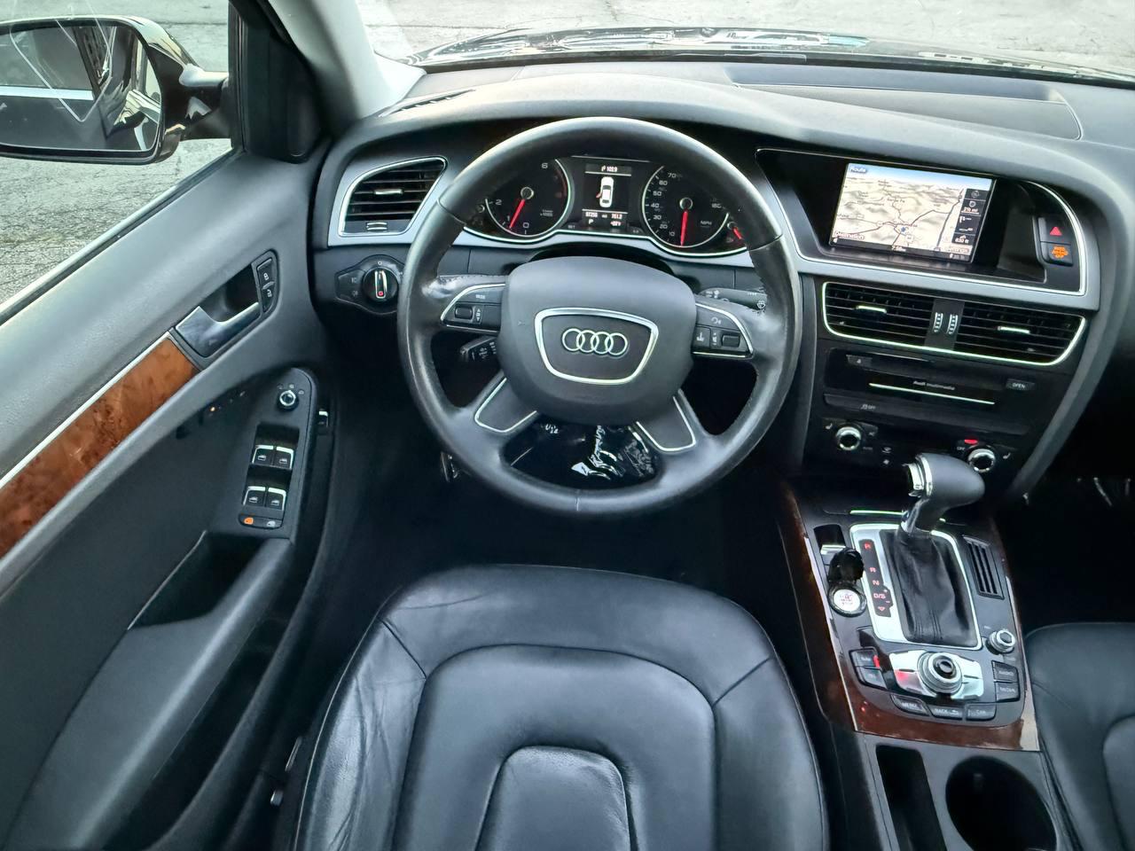 Audi A4 2.0T Sedan quattro Tiptronic 2013