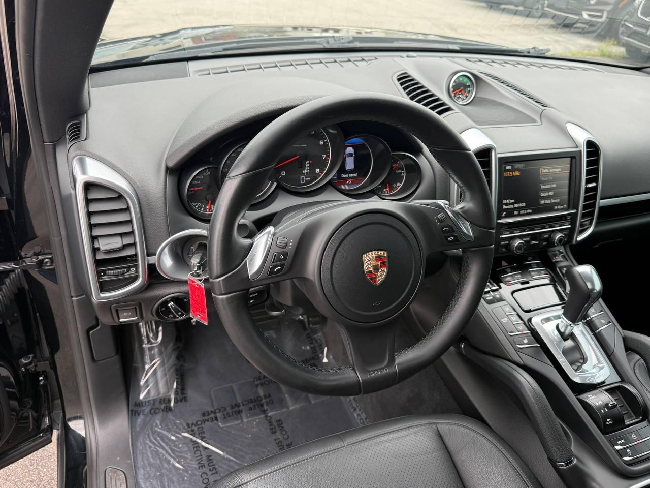 Porsche Cayenne Base 2014