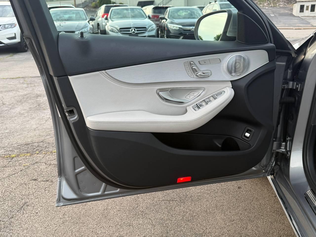 Mercedes-Benz C-Class C300 4MATIC Sedan 2015