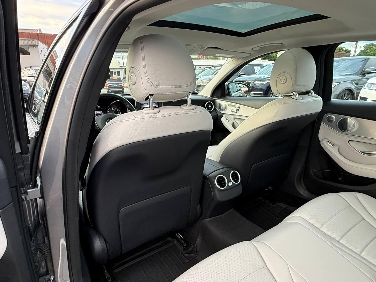 Mercedes-Benz C-Class C300 4MATIC Sedan 2015