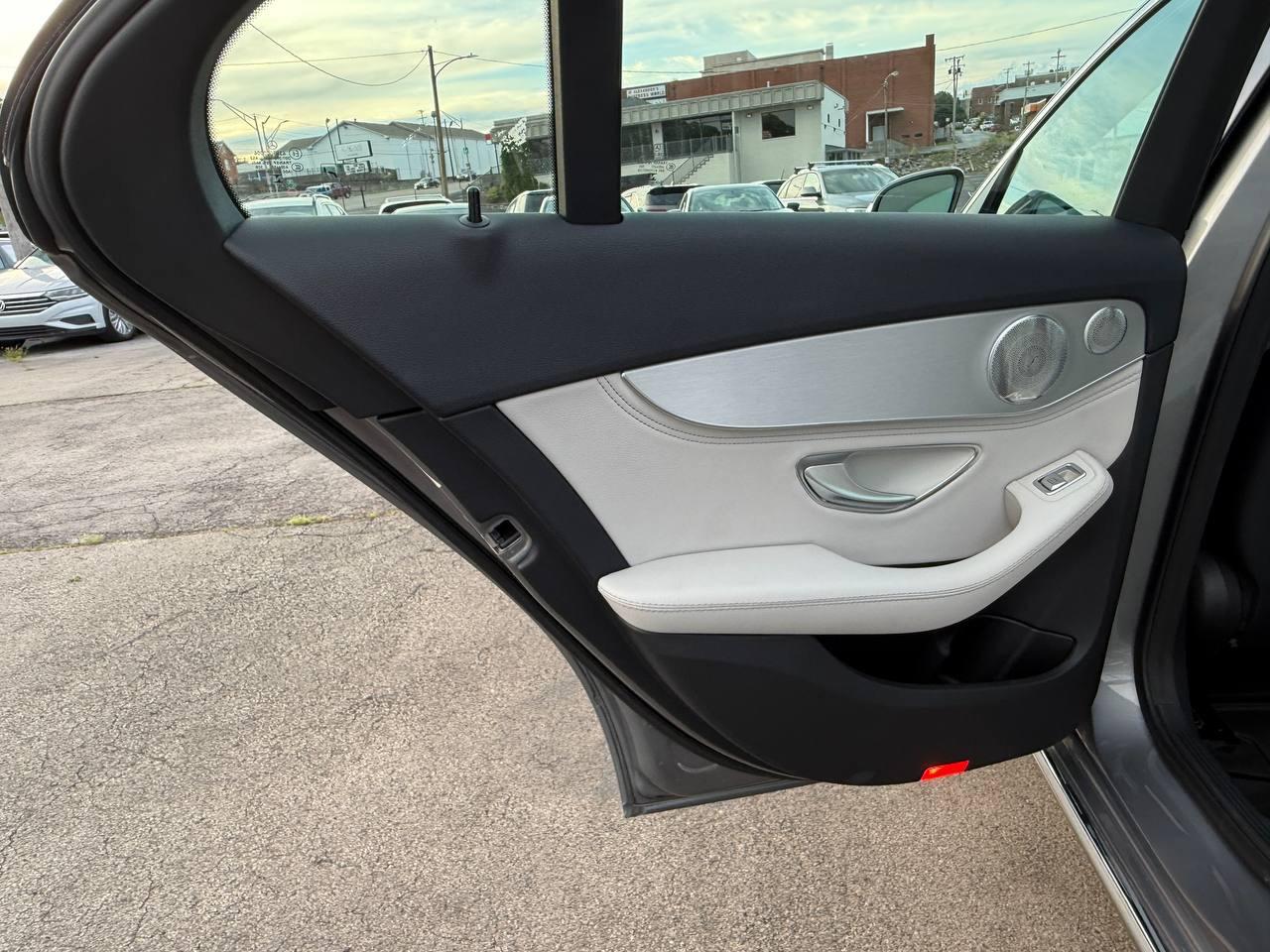 Mercedes-Benz C-Class C300 4MATIC Sedan 2015