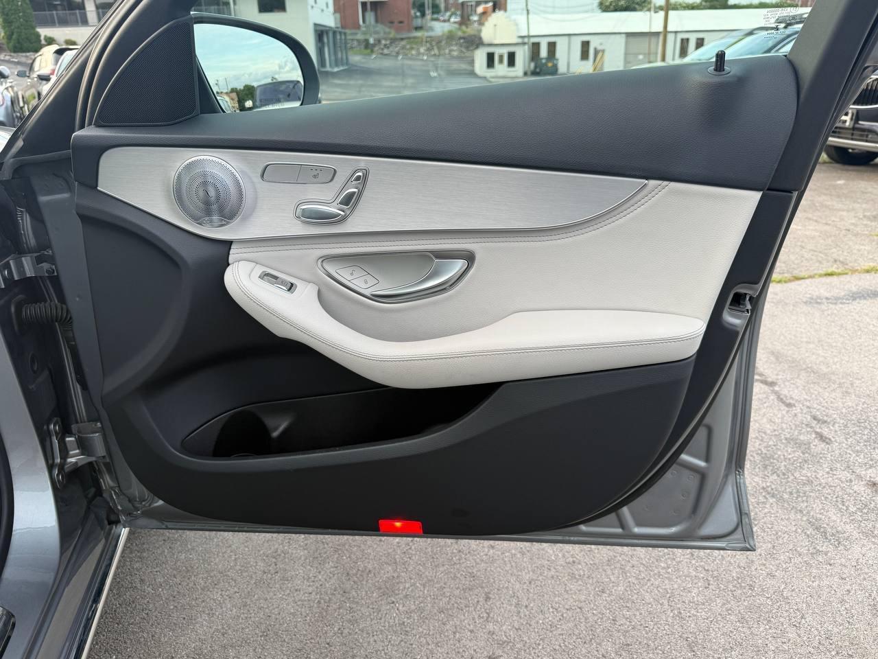 Mercedes-Benz C-Class C300 4MATIC Sedan 2015