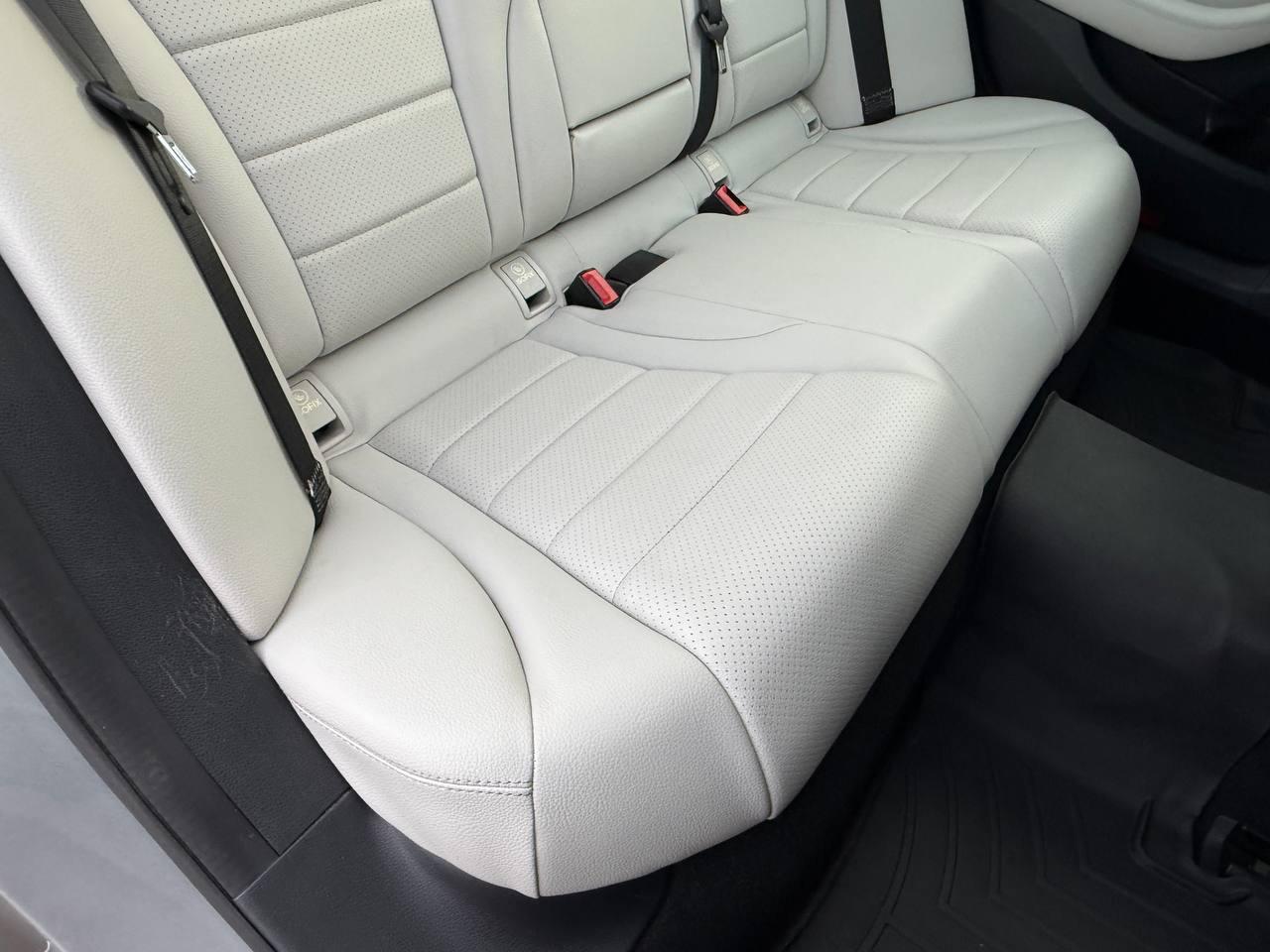 Mercedes-Benz C-Class C300 4MATIC Sedan 2015