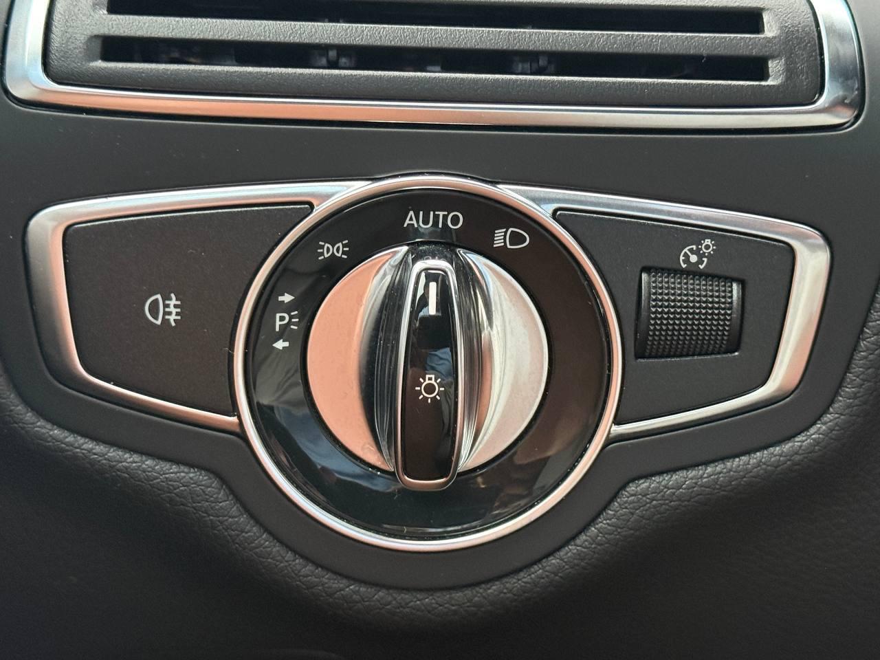 Mercedes-Benz C-Class C300 4MATIC Sedan 2015