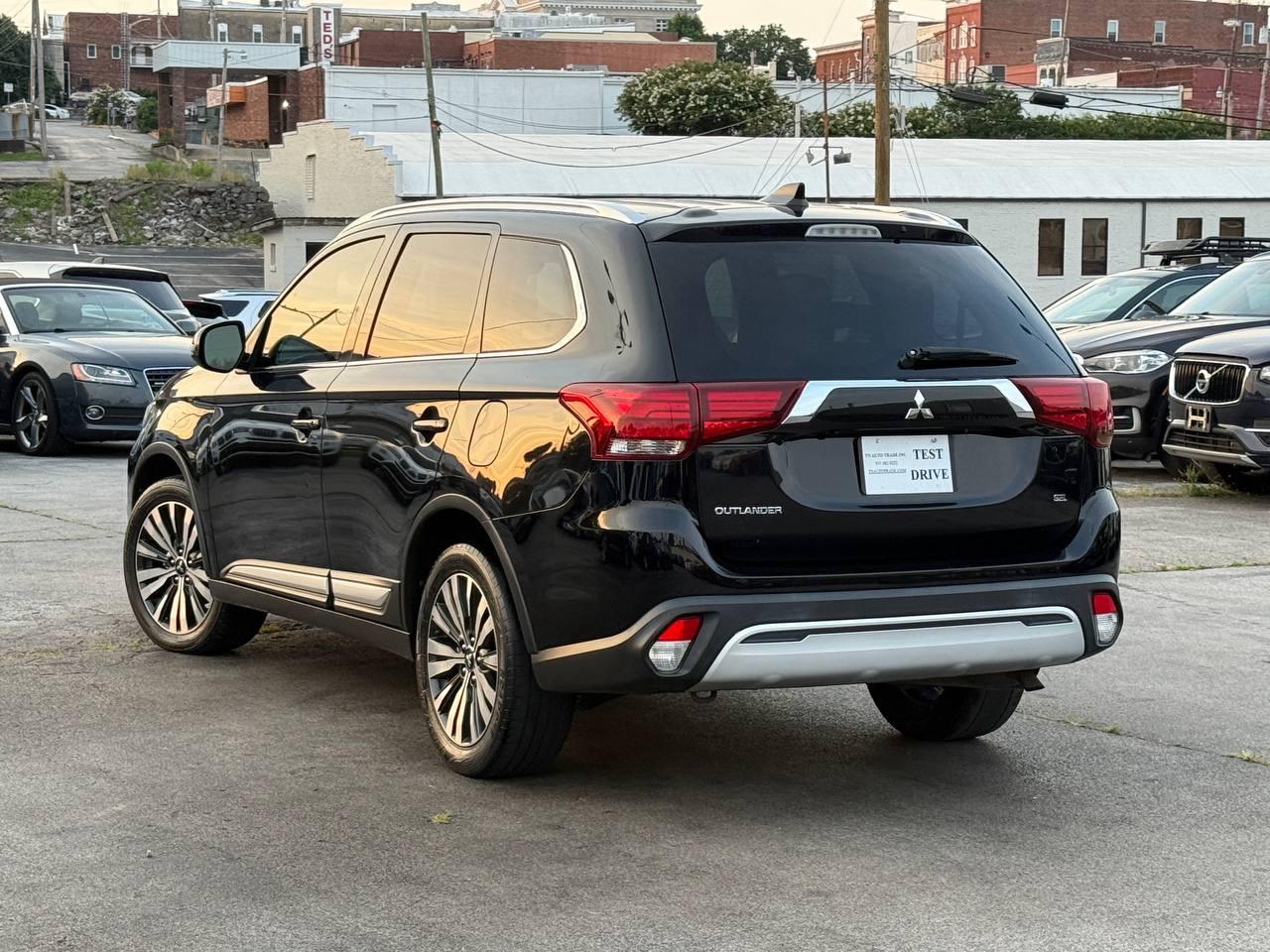 Mitsubishi Outlander SEL AWD 2020