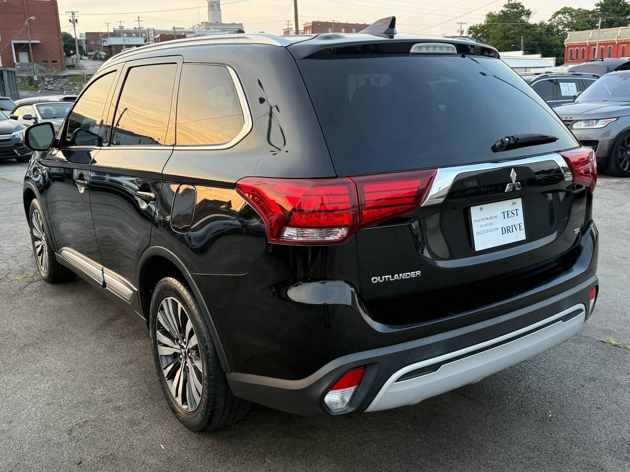 Mitsubishi Outlander SEL AWD 2020